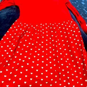 Gap size 8 cotton t-shirt top with thinner bottom red with hearts in EUC.